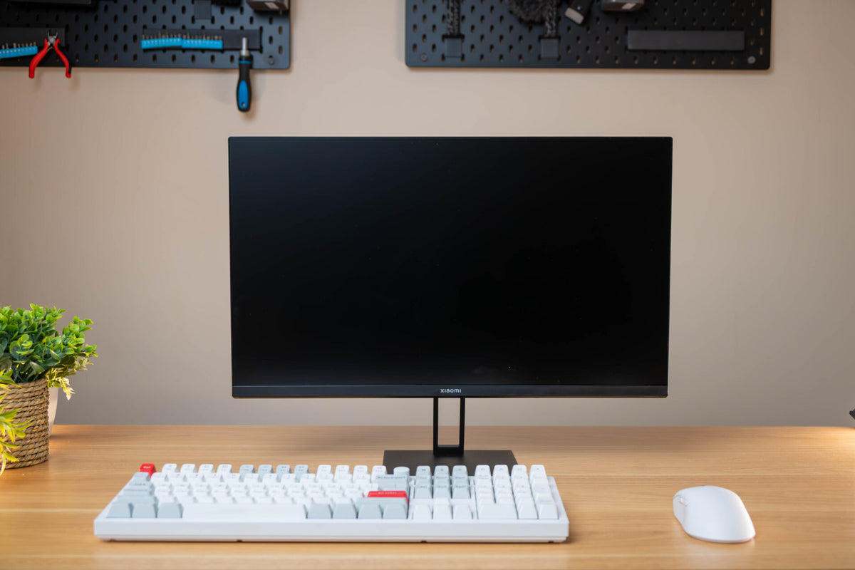 Xiaomi G24i 24" Full HD 1080p IPS Gaming Monitor (180Hz, 1ms, 16:9, HDMI/DP, and AMD FreeSync)